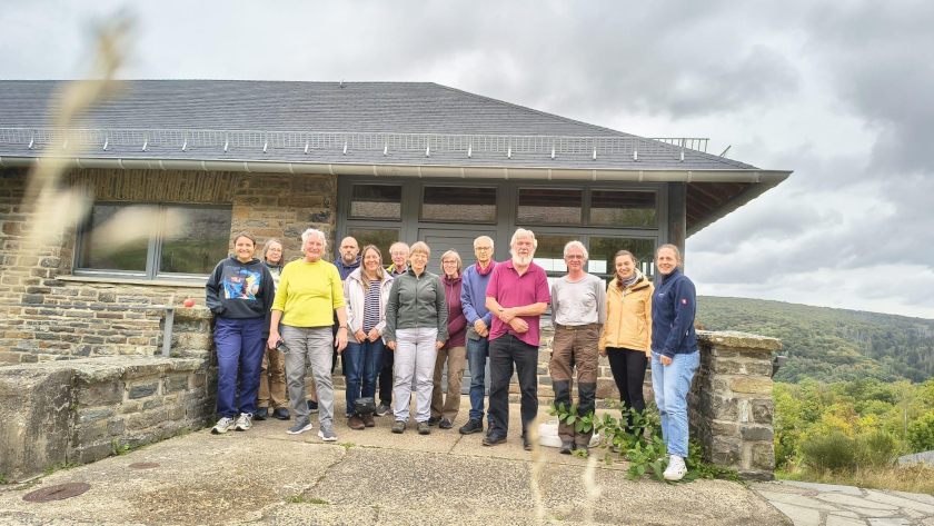 Unter den Teilnehmenden waren Frauen und Männer, die sich beruflich aber auch ehrenamtlich mit Algen beschäftigen. Foto: Sandra Ehrmann